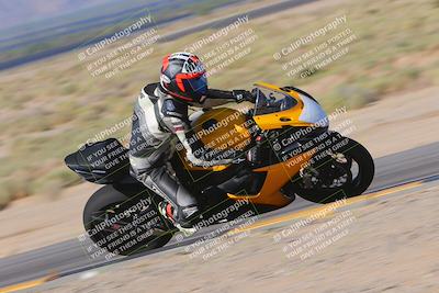 media/Sep-09-2023-SoCal Trackdays (Sat) [[6f49351c42]]/Turn 9 Inside (9am)/